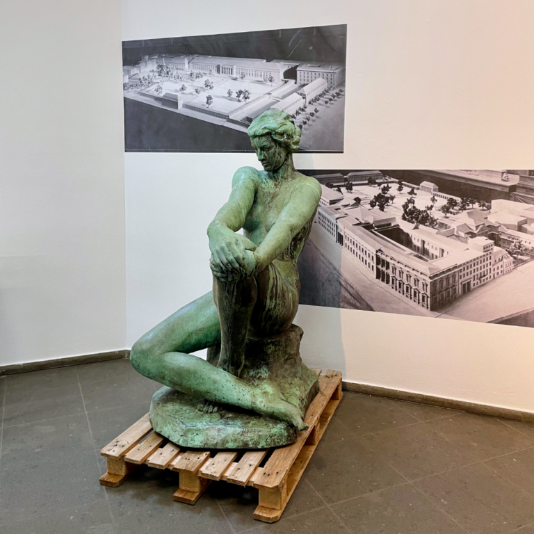 Vom Goldbergpark ins Kunstmuseum – und dann? GRÜNE informieren sich über die NS-Skulptur „Olympia“